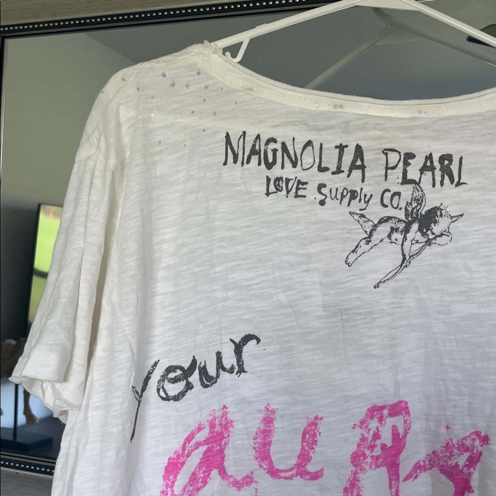 Magnolia Pearl Aura Love Tee - Picture 8 of 9
